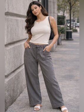 Garage Gray Wide Leg Pants – Size Medium 🤍